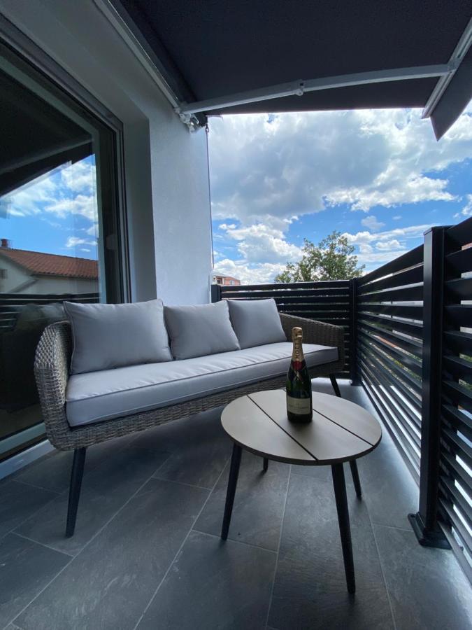 Apartmani Kumenat Biograd Na Moru Εξωτερικό φωτογραφία