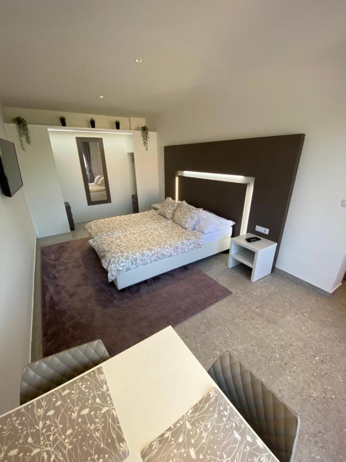 Apartmani Kumenat Biograd Na Moru Εξωτερικό φωτογραφία